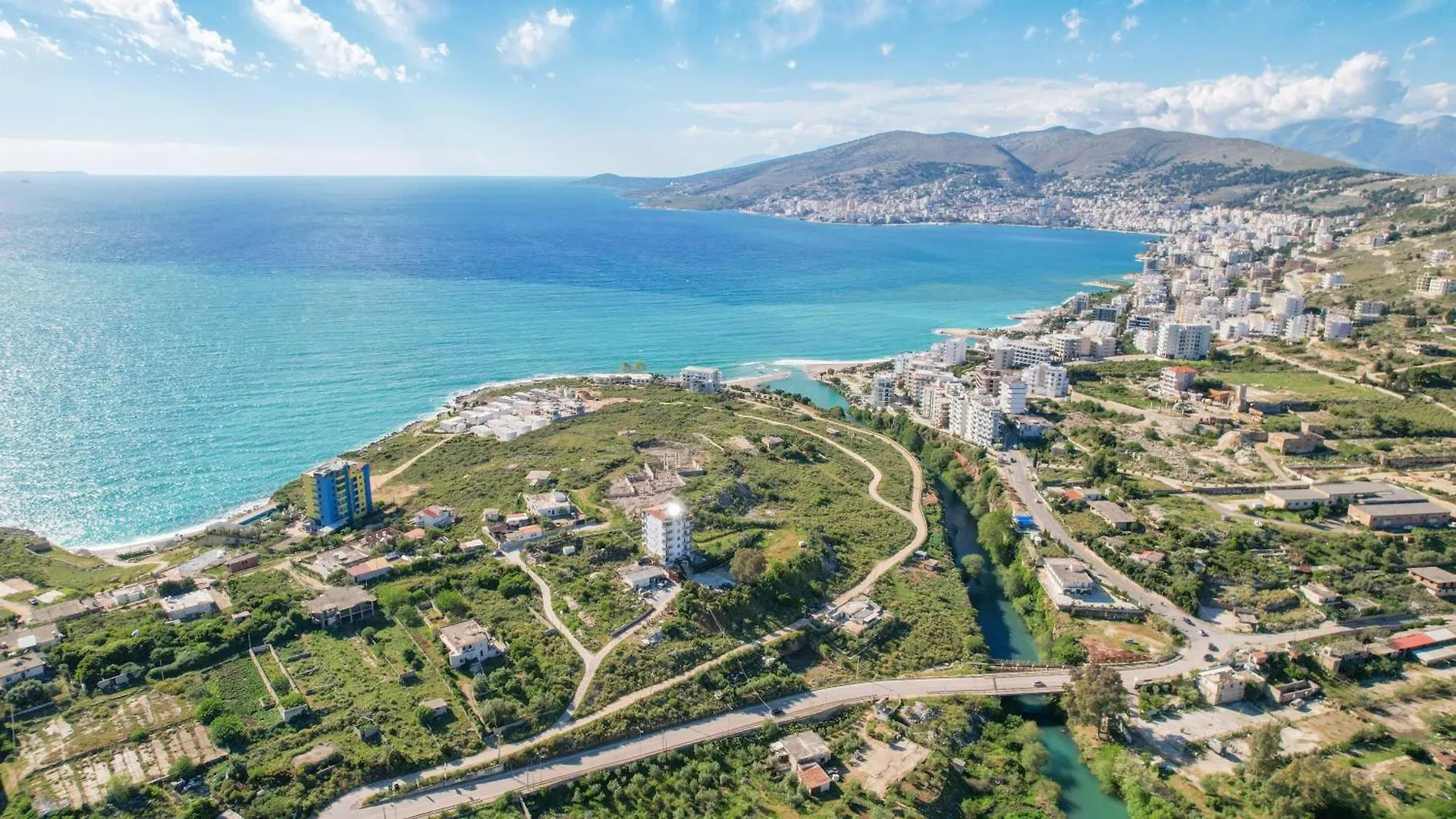 סרנדה Hotel Holiday 3*,  אלבניה